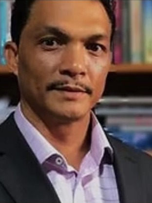 Dr. Peter Kowlessar